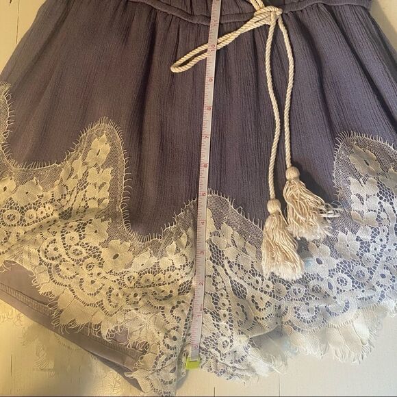 UMGEE slate blue lace hem romper - Picture 11 of 12